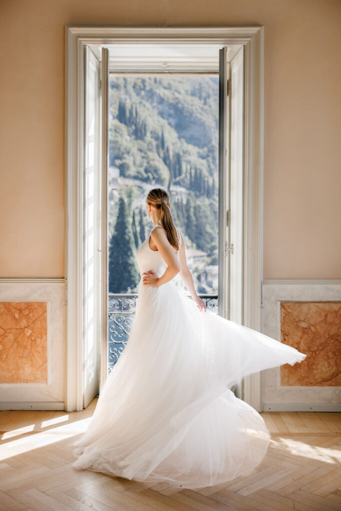 Hocheitlocation am Comer See - Heirat in Italien, Julia von Illumina Weddings