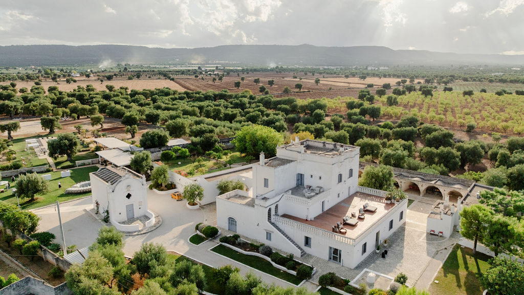 Luftaufnahme der Hochzeitslocation Masseria San Giovanni in Süditalien